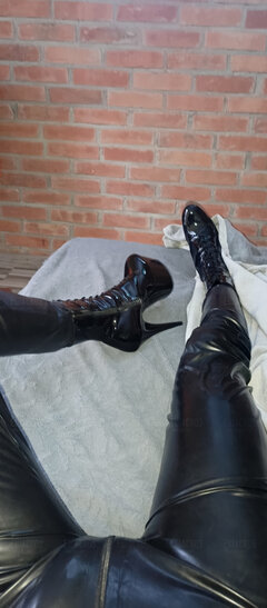 latexowo w niedzielę