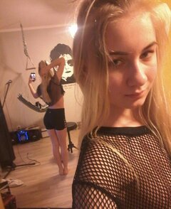 whatsapp +48 607 427 966