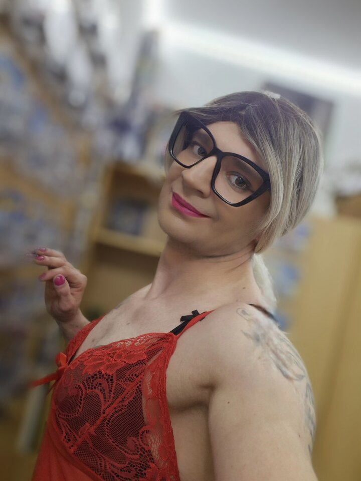 20251116_032755.jpg - SexWorkerkaTS