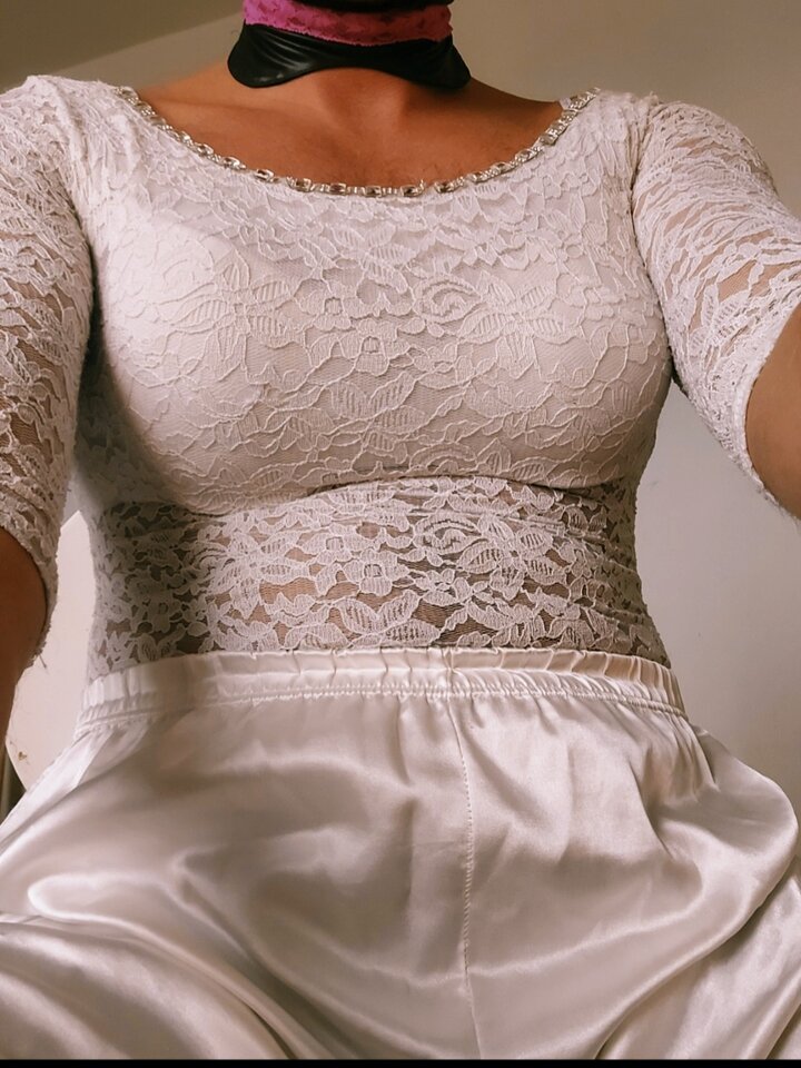 Screenshot_20251026_013143_Chrome.jpg - MonikaSatyna