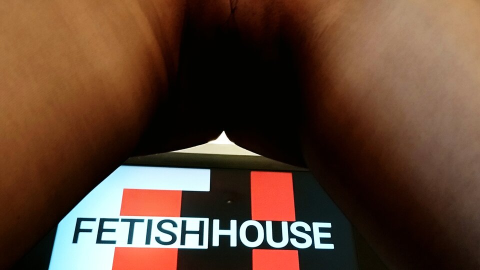 IMG_20260129_164927.jpg - FetishHouse