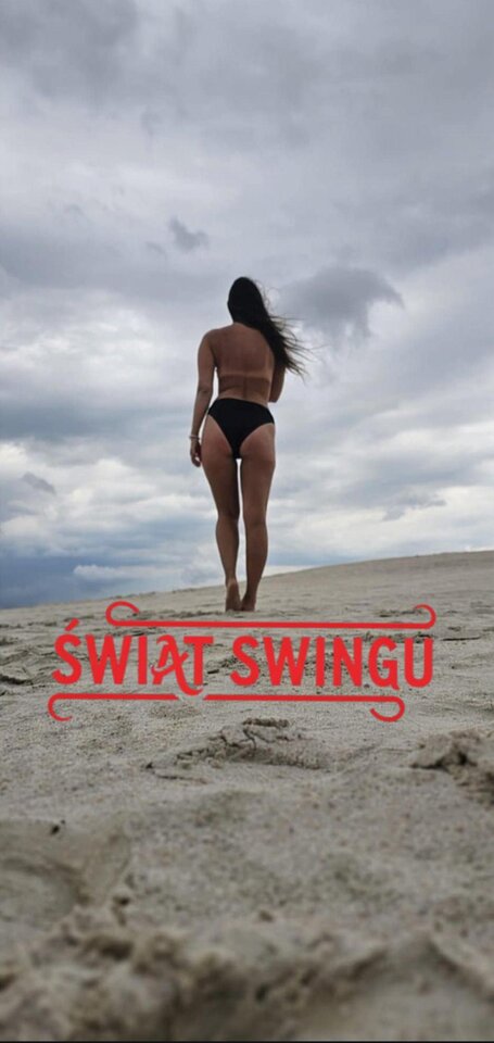 1000045736.jpg - SwingersXcouple